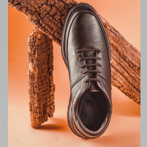 SST shoes - Comparison of natural leather with vegetable dye and conventional dyeing