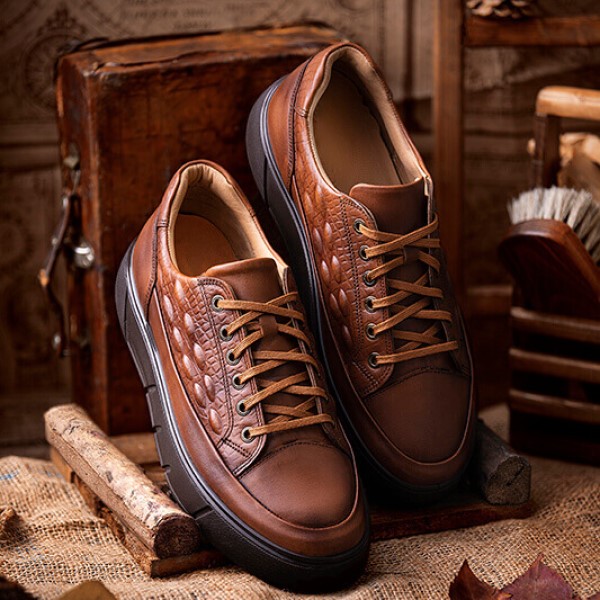 Crocodile cow leather men's sports shoes code Hm 200
